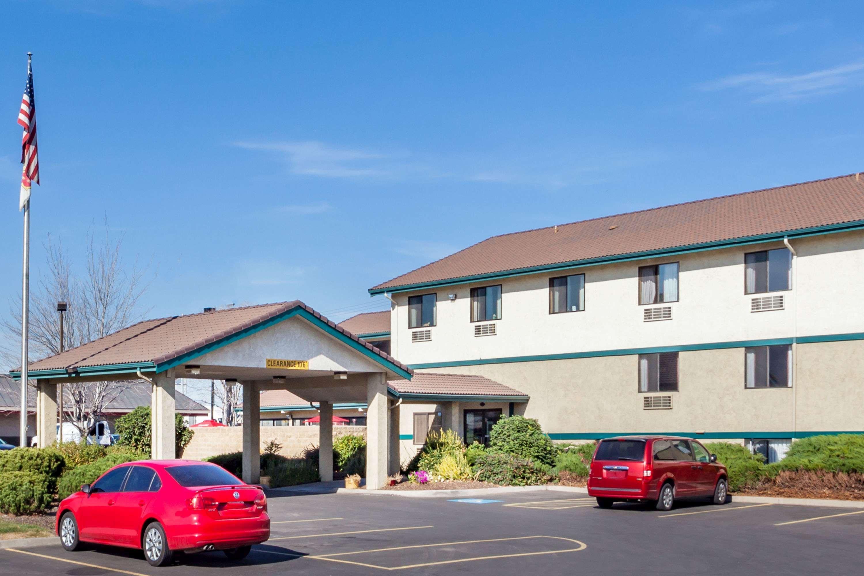 Super 8 By Wyndham Union Gap Yakima Area Hotel Exterior photo