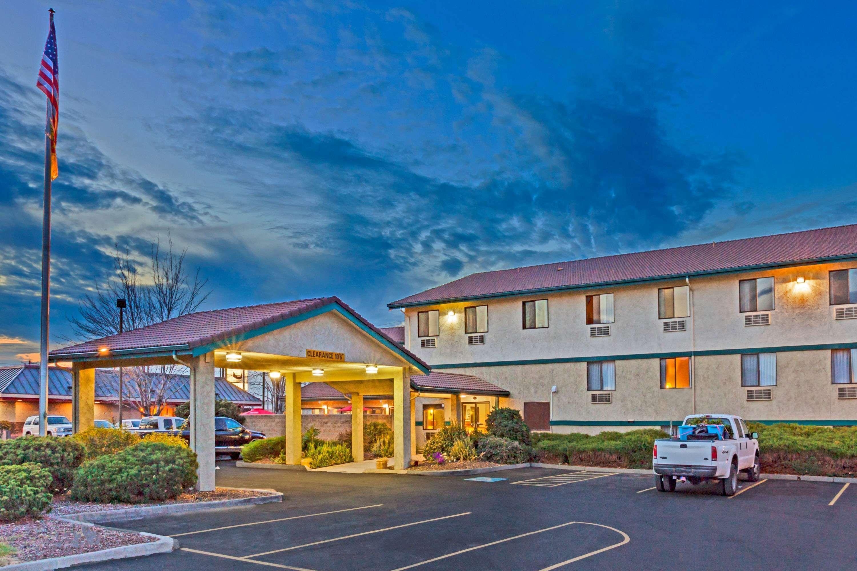 Super 8 By Wyndham Union Gap Yakima Area Hotel Exterior photo